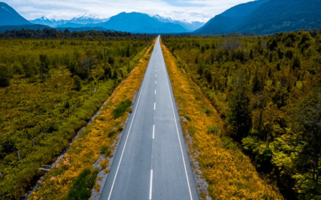 Un viaggio lungo la leggendaria Carretera Austral, oggi diventata la Ruta de Los Parques, forse la strada più bella e panoramica al mondo.