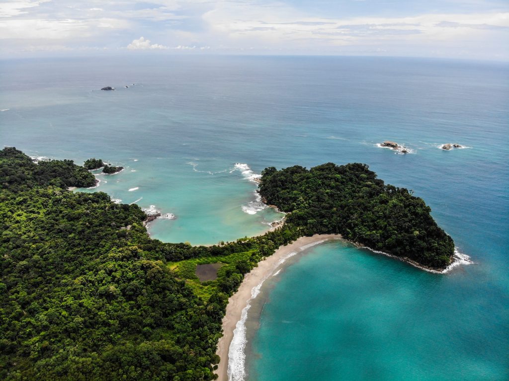 Un itinerario completo per scoprire lo straordinario Costa Rica. Un viaggio consigliato a chi cerca una vacanza dinamica e rigenerante.